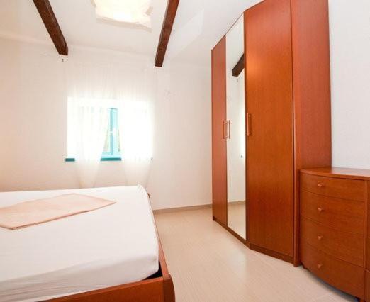 Little Summer House Baška Habitación foto